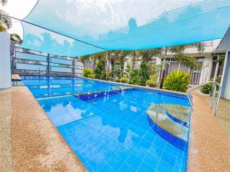 Mendoza's Private Pool ₱9,500 @ Pulilan, Bulacan, Philippines.